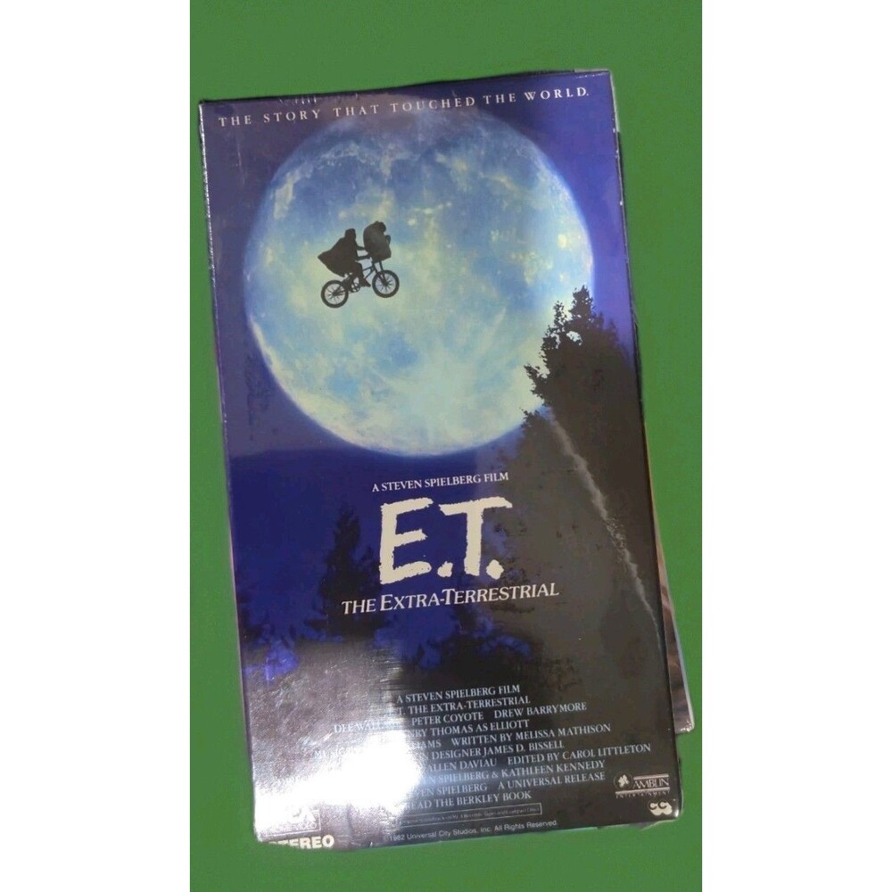 E.T. The Extra-Terrestrial (VHS)